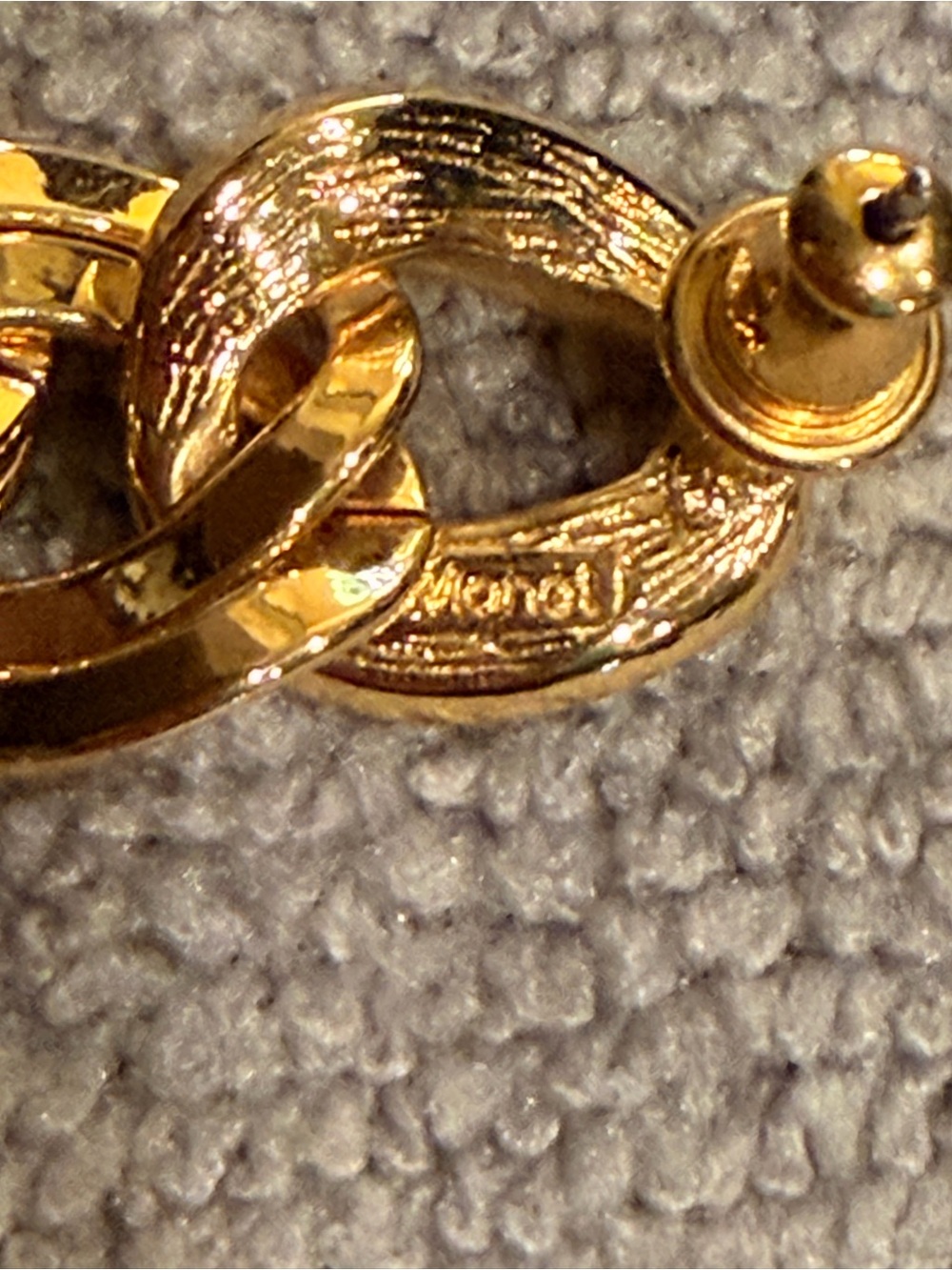 Vintage Monet Gold Chain-Link Drop Earrings - Women Jewelry - Picture 4 of 4